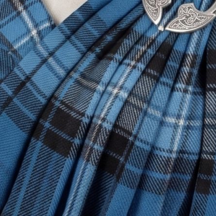 Blue Ramsay Tartan Ladies Earasaid - Image 4
